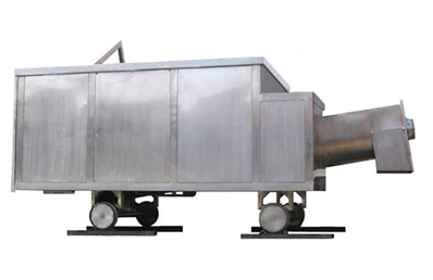 Squeezing truck